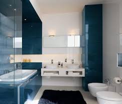 Se sulla vecchia scala montate dei cestini in metallo, create un complemento d'arredo funzionale ed esteticamente avvincente che arreda il vostro bagno con originalità. Realizzare Un Bagno Fai Da Te Il Bagno Costruire Da Soli Un Bagno