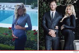 Maybe you would like to learn more about one of these? Paulina Gretzky Squeezes Out The Next Great One Births First Child Paulina Gretzky Celebrity Entertainment Celebrity Kids