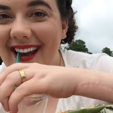 Ellie Wallace (elliecwallace)