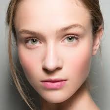 C'est moins courant que des yeux bleus ou marron. Maquillage De Mariee Comment Faire Un Maquillage De Mariee Elle