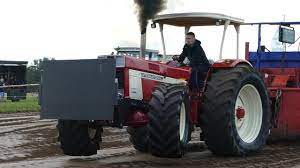 Record and instantly share video messages from your browser. Case Ih 1246 Pulling The Heavy Sledge At Trecker Treck Reher 2018 Tractor Pulling Germany Youtube