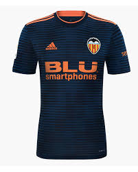 Federação espanhola é contra acordo bilionário da liga com fundo de investimentos. Inspetor Narabar Cocegas Uniformes Dos Times Espanhois Corinnaobrien Com