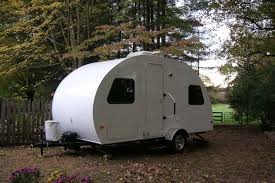 Feature couples trailer of the week!! R Pod Review And Specs Compact Luxury Travel Trailer Road Sumo