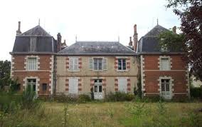 Vacant Chateau De Baffou La Joffardiere Viglain France En 2020 Chateau Le Manoir Chateau France