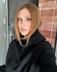 Wow I'm tripping my balls off right now