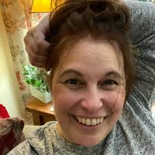 Siempre me ha conmovido esta cita del fallecido Robin Williams. Tantas  personas se sienten invisibles, se sienten tristes, se sienten invisible, y  sin embargo, siguen tratando de hacer que otros se sientan