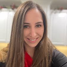 Traci Tanner's Instagram, Twitter & Facebook