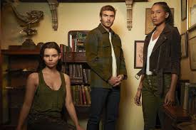 Retrouvez le programme télé de la chaine teva, horaires des films, séries, informations sur teva. Siren Saison 2 Ryn Et Les Sirenes Sont En Guerre Des Ce Soir Sur Teva Critictoo Series Tv