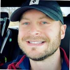 Scott Credeur's Instagram, Twitter & Facebook