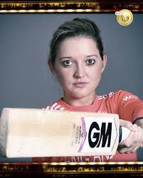 Batting icon. Lightning-quick behind the stumps. Fierce competitor 💪,  Sarah Taylor etched her name in a pantheon of greats 👏