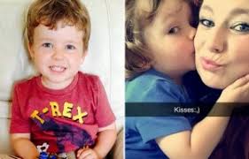 Moving photos show a four-year-old girl who loved water swim for the first  time… just two days before she died from one in 168 million condition