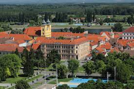 It lies on the drava river, about 10 miles (16 km) west of the border with serbia. Osijek Wikipedia