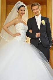 Susan sideropoulos was born on october 14, 1980 in hamburg, west germany. Gzsz Das Waren Die Schonsten Hochzeiten Aller Zeiten