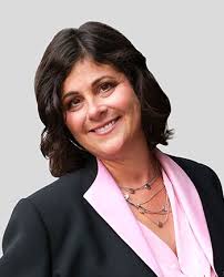 Gina Maher's Instagram, Twitter & Facebook