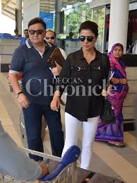 Neetu kapoor revealed her first shooting experience as a child artist from her first film suraj and revealed how she repeatedly delivered one shot throughout the day. Rishi And Neetu Kapoor Spotted At The Mumbai Airport