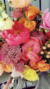 Is there any florists open near me. Wholesale Flowers Near Me Diy Wedding Flowers Wholesale Flowers Flower Dining Room Table