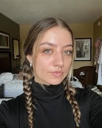 Audrey Gentile's Instagram, Twitter & Facebook