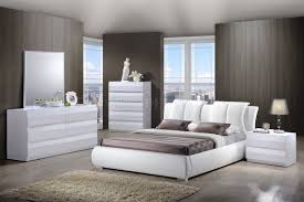 Espresso bedroom sets offer a wonderful transitional look while white bedroom sets can be either modern. 8269 Bailey Bedroom In White By Global W Platform Bed Options
