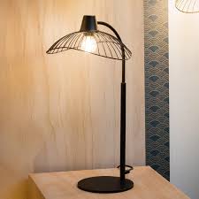 Lampe Design Metal Noir Seynave Kasteli Avec Images Lamp Metal Noir