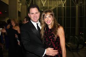 Meet Susan Dell Formerly Known As Susan Lynn Lieberman She Is The Loving And Caring Wife Of Michael Dell Chairman Ceo Of Dell Michael Dell Michael Wife