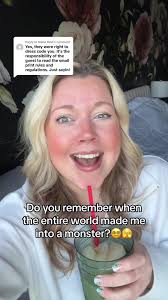 Replying to @Marla Reid 😵‍💫😵‍💫😵‍💫 #dressgate #disneyland #dresscoded