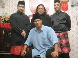 Ayah boss plg sediakan perkhidmatan van jenazah percuma aku tak punya harta dan wang berjuta tapi punya hati yang besar. Facebook
