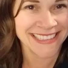 Danielle Lusk's Instagram, Twitter & Facebook