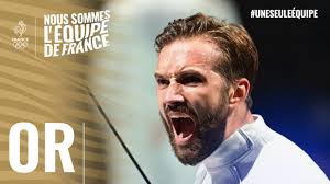 Retrouvez le classement des nations et des sportifs ayant remporté le plus de médailles d'or, d'argent et de bronze. Jeux Olympiques Escrime Premiere Medaille D Or Pour La France Grace A Romain Cannone