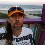 Chris Pewitt's Instagram, Twitter & Facebook