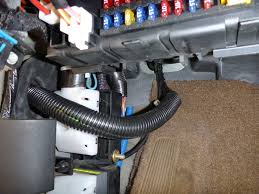Jeepsareus stocks a wide selection of various wiring harnesses and wiring kits for select jeep models and their respective model years. 1999 2004 Wj Driver Door Boot Wiring Fix Diy Jeepforum Com