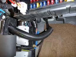 I have a 1998 cherokee sport not the grand my dome lights. 1999 2004 Wj Driver Door Boot Wiring Fix Diy Jeepforum Com