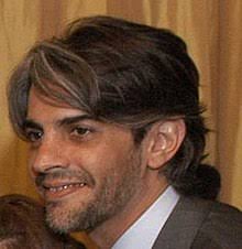 Los mejores momentos de pablo echarri en resistire, novela que se emitio por telefe en el prime time del 2.003 Pablo Echarri Wikipedia