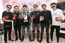 Malam malam panjang setiap tidurku. Lirik Dan Chord Lagu Selimut Tetangga Dari Repvblik