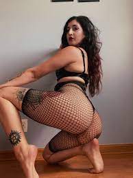 TW Pornstars - Dominatrix Tempest Luxx - Arizona. Twitter. She thicc.  fishnets Domina bodyadoration femdom bdsm. 7:01 PM - 25 Jun 2021