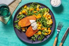 Putenbrustfilets Mit Brokkolinigemuse Rezept Hellofresh Rezept In 2020 Putenbrustfilet Lebensmittel Essen Portionen