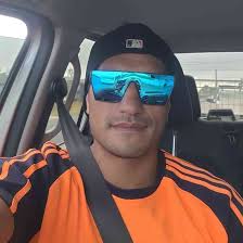 Who is a good fine line tattoo artist in Thames, Ngatea, or Paeroa?