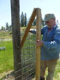 The most common 1149 fence stretcher material is wood. Homemade Fence Puller Easy Fence Backyard Fences Farm Fence