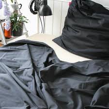 Inzwischen lassen sich zahlreiche spannbetttücher nicht nur im klassischen geschäft, sondern ebenfalls bei amazon.de erkaufen. Bett Tuch Bettlaken Pure Black 220 X 260 Cm Lofindo Marktplatz
