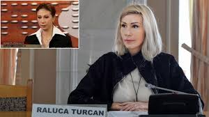 Üyesi ulusal liberal parti (pnl), o bir üyesi olmuştur romanya. Raluca Turcan De La DragÄƒ Stolo La Go Ciolo