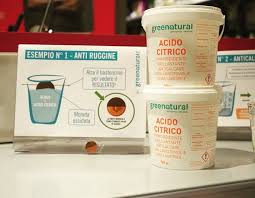 Sciogliere in un bicchiere di acqua tiepida 1 misurino di acido citrico e versare la soluzione direttamente nella vaschetta del brillantante. Naturacre Acido Citrico Si Grazie Scopri I Molteplici Usi Dell Acido Citrico Un Prodotto Naturale Versatile E Ideale Per La Preparazione Di Diversi Prodotti Per La Detergenza Della Casa Ecco Alcuni