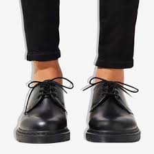 Check out our doc martens selection for the very best in unique or custom, handmade pieces from our ботинки shops. Dr Martens Mono 1461 Shoes Review 2019 The Strategist New York Magazine