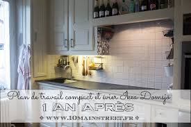 Si j'ai un conseil, c'est de protéger les tréteaux pour les empêcher de rayer le plan de travail. Plan De Travail Compact Et Evier Ikea Domsjo 1 An Apres