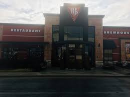 Bj S Mini Deep Dish Pizza Calories Burgers Pizza Tacos Fresh Salads More Laurel Md 20707 Locations Bj S Restaurants And Brewhouse