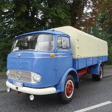Pin By رائد مسعد احمد البدوي On Trucks In 2020 Mercedes Benz Trucks Mercedes Truck Mercedes Van