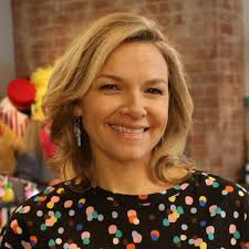 Watching 'Mad Max 3' in TV at the moment and I was today years old when I  realised that Justine Clarke plays 'Anna Goanna'. 😅🤓🤡
