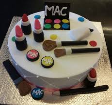 Makeup kit cake ₹23992799 2 reviews buy now Make Up Kit Cake 1 5 Kg Butter Scotch All Cakes Online Bakers Indore Mahalaxmi Nagar Indore Madhya Pradesh