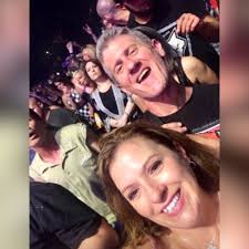 Angela Helsel's Instagram, Twitter & Facebook