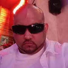 Robert Guajardo's Instagram, Twitter & Facebook