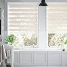 Sadece firmamızın geliştirdiği teknikle, yere paralel camlar da dahil olmak üzere her türlü açıdaki çift cam arasına plise perde uygulaması yapabiliyoruz. Micro Jaluzi Stor Ve Dikey Perde 30 Yillik Guven