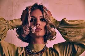 Daisy Gray's Instagram, Twitter & Facebook